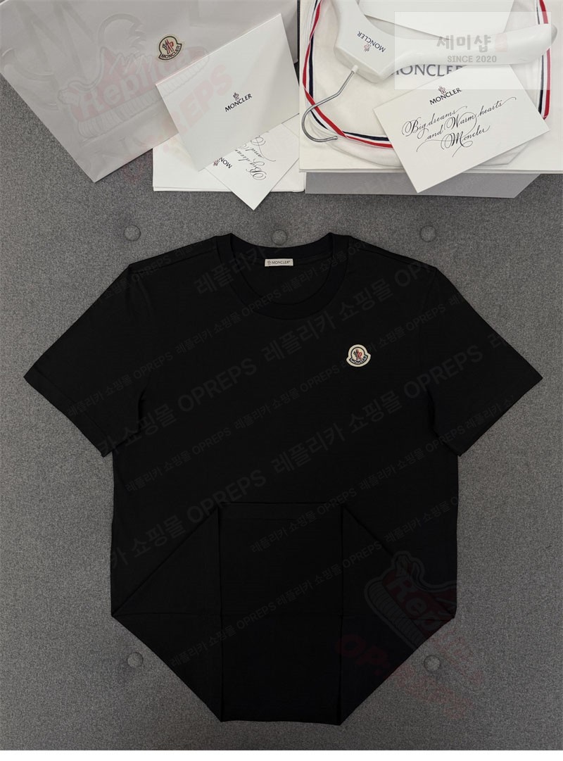 Moncler 몽클레어 로고 패치 티셔츠 블랙 의류 13번 이미지