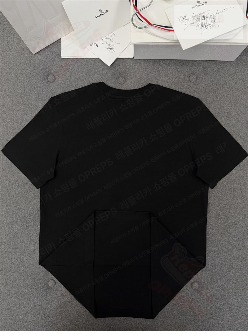 Moncler 몽클레어 로고 패치 티셔츠 블랙 의류 17번 이미지