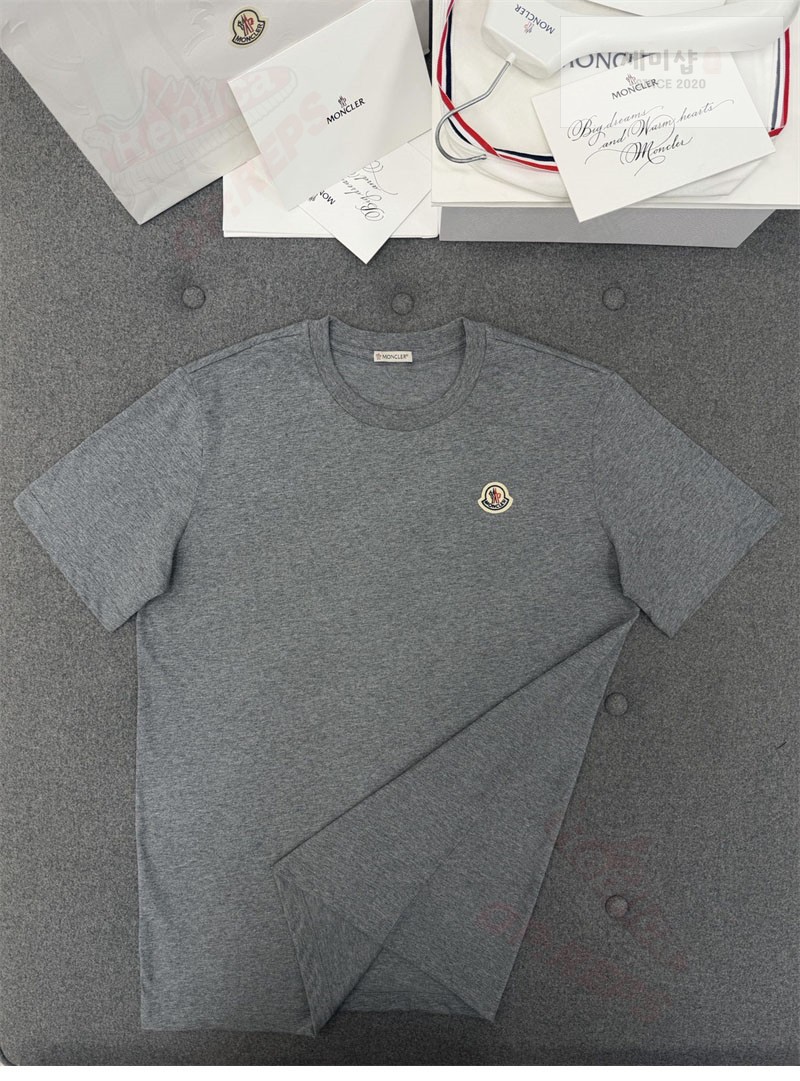 Moncler 몽클레어 로고 패치 티셔츠 블랙 의류 29번 이미지