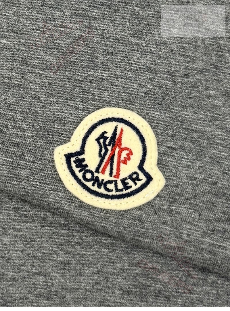 Moncler 몽클레어 로고 패치 티셔츠 블랙 의류 39번 이미지