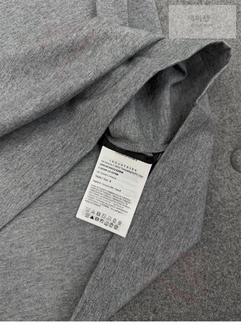 Moncler 몽클레어 로고 패치 티셔츠 블랙 의류 44번 이미지