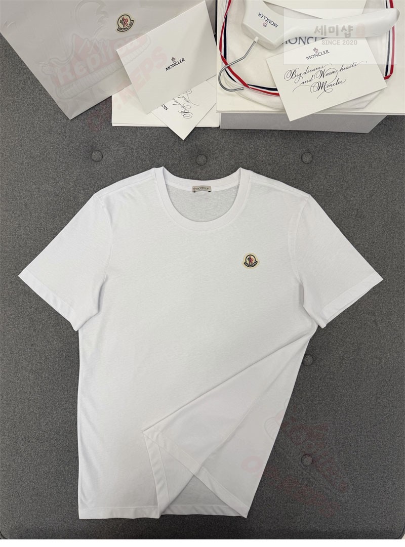 Moncler 몽클레어 로고 패치 티셔츠 블랙 의류 47번 이미지
