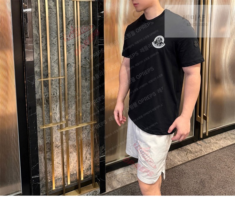 Moncler 몽클레어 로고 프린트 패치 코튼 티셔츠 블랙 의류 3번 이미지