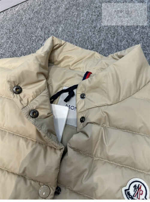 Moncler 몽클레어 리안 Liane 다운 패딩 베스트 의류 4번 이미지