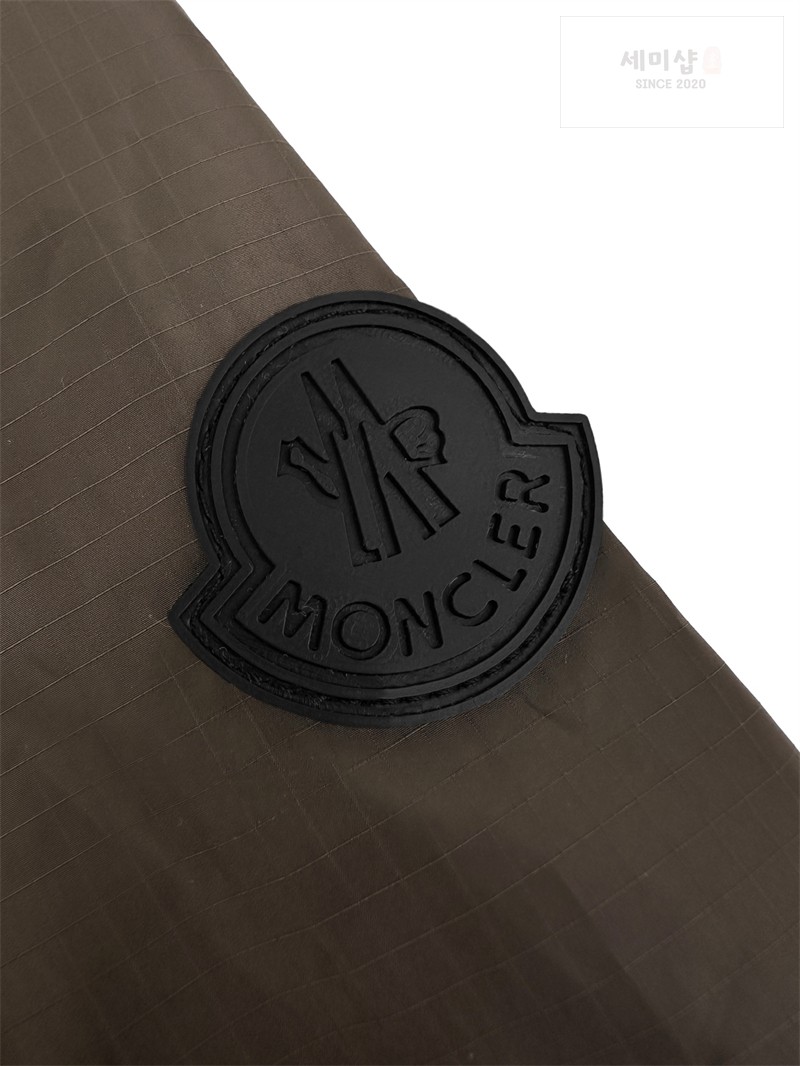 Moncler 몽클레어 립스탑 로고 셔츠 그린 의류 10번 이미지