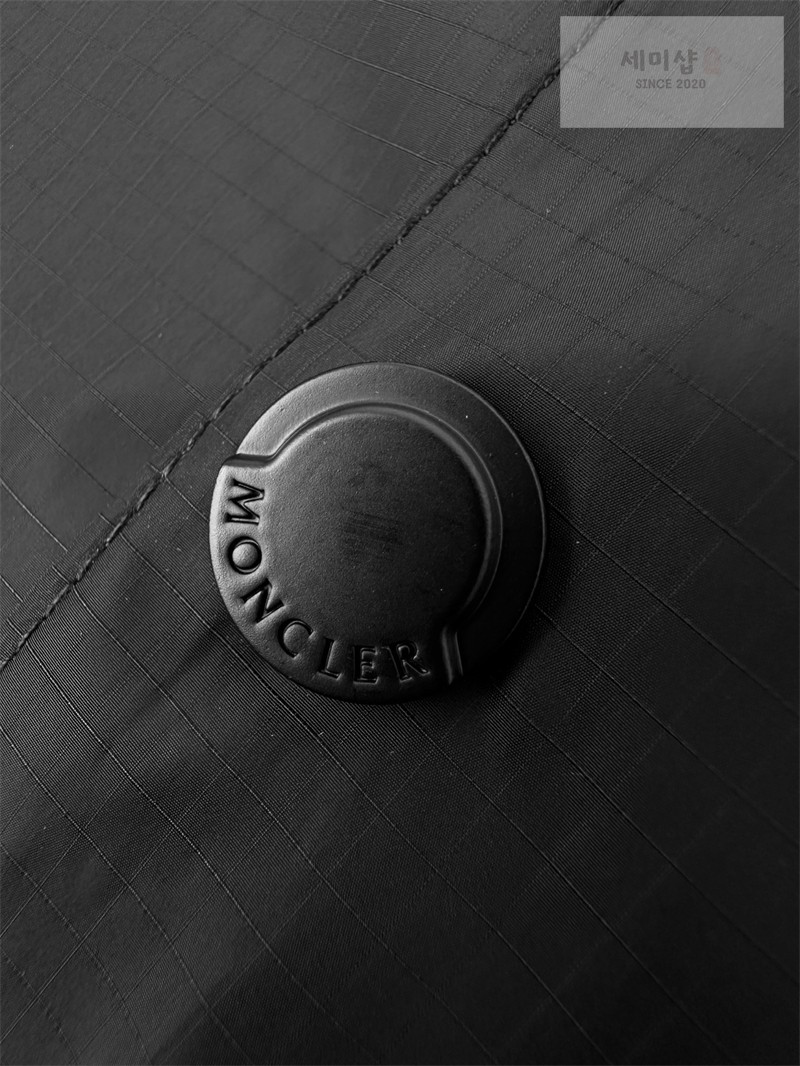 Moncler 몽클레어 립스탑 로고 셔츠 그린 의류 21번 이미지