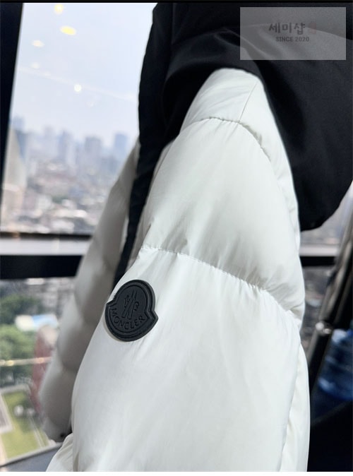 Moncler 몽클레어 마데이라 Madeira 숏 다운 패딩 자켓 2컬러 의류 13번 이미지