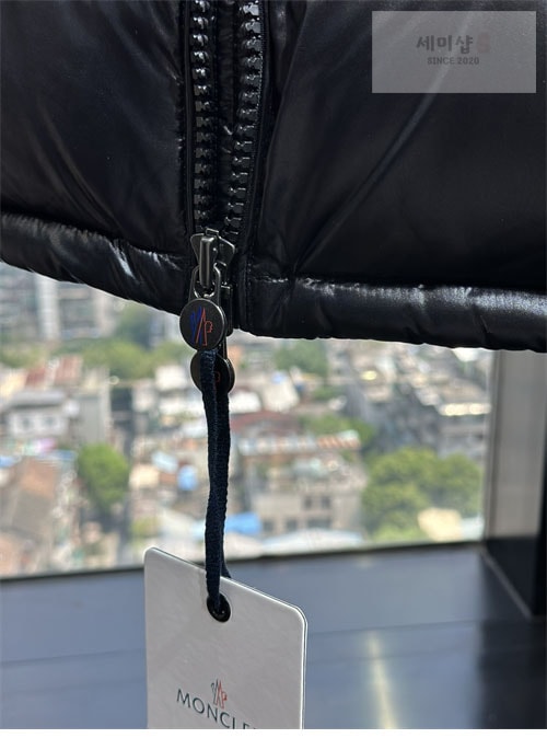 Moncler 몽클레어 마야 Maya 숏 다운 패딩 자켓 의류 28번 이미지