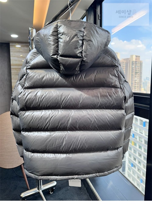Moncler 몽클레어 마야 Maya 숏 다운 패딩 자켓 의류 20번 이미지