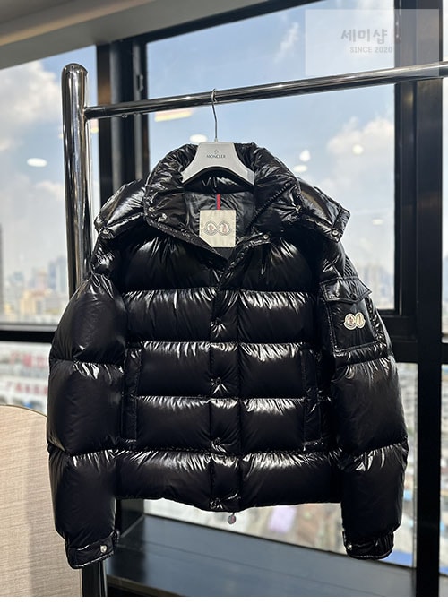Moncler 몽클레어 마야 Maya 70 숏 다운 패딩 자켓 의류 1번 이미지