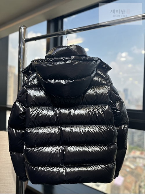 Moncler 몽클레어 마야 Maya 70 숏 다운 패딩 자켓 의류 2번 이미지