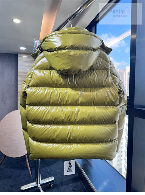 Moncler 몽클레어 마야 Maya 70 숏 다운 패딩 자켓 의류 4번 이미지