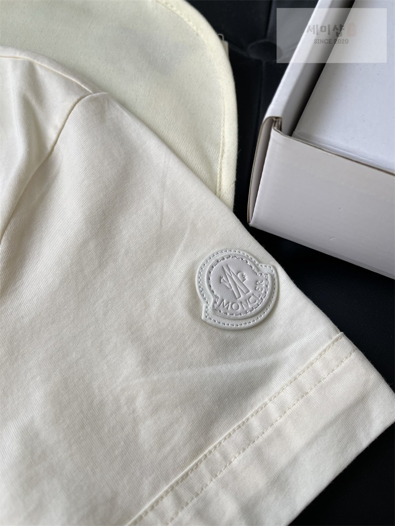 Moncler 몽클레어 마크라메 트리밍 코튼 티셔츠 블랙 의류 19번 이미지