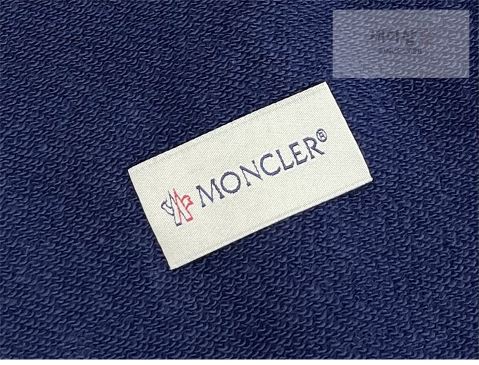 Moncler 몽클레어 메르세데스 벤츠 by니고 숏 팬츠 다크 블루 의류 13번 이미지