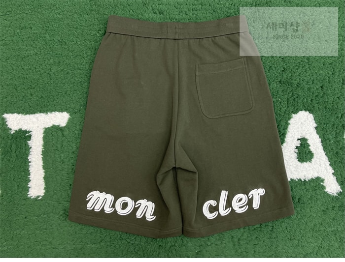 Moncler 몽클레어 메르세데스 벤츠 by니고 숏 팬츠 다크 블루 의류 25번 이미지