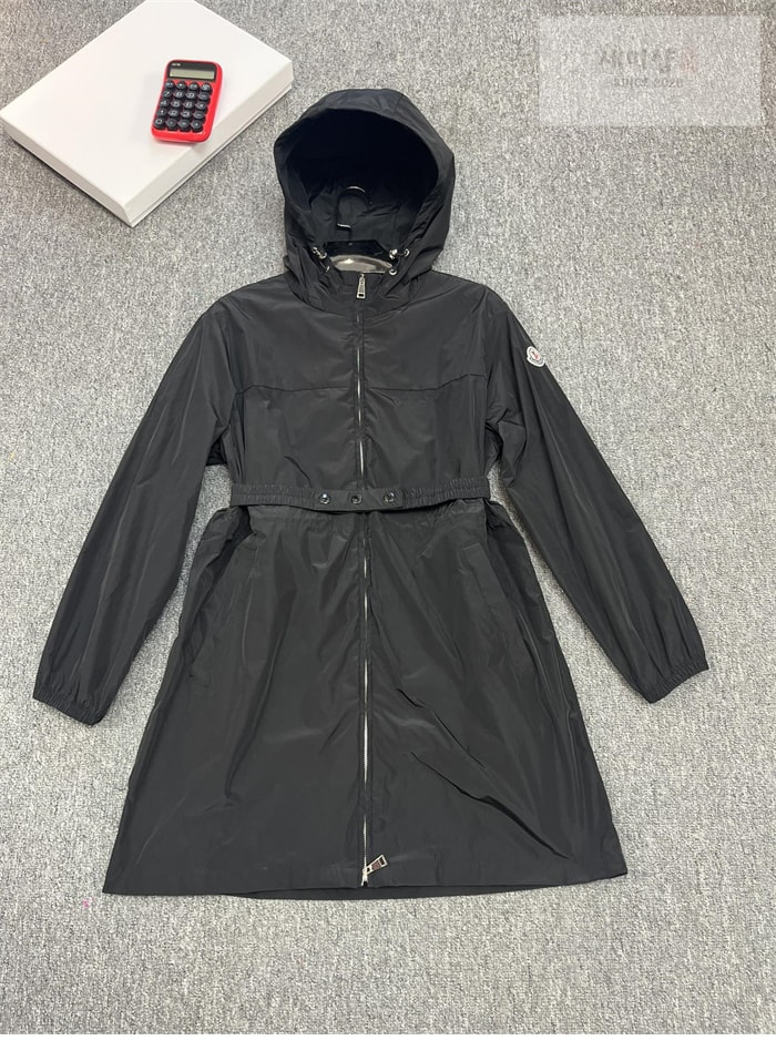 Moncler 몽클레어 밀리오 자켓 의류 13번 이미지