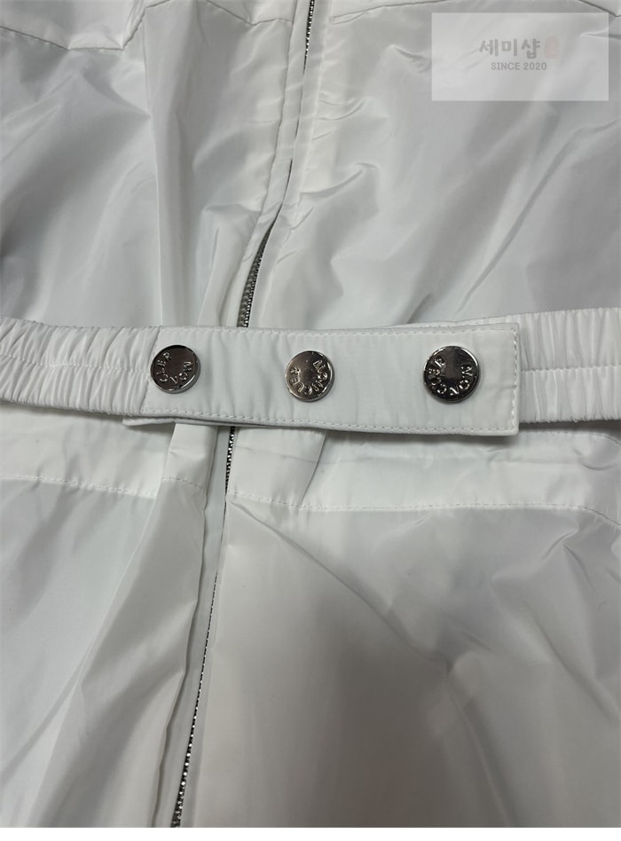 Moncler 몽클레어 밀리오 자켓 의류 20번 이미지