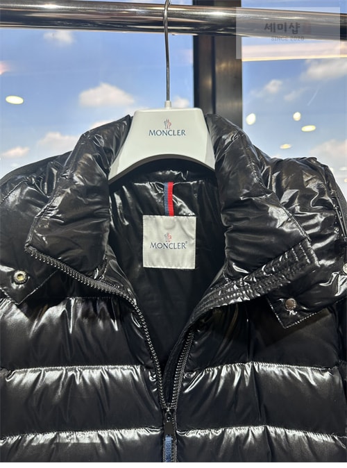 Moncler 몽클레어 바디 Body 다운 패딩 자켓 의류 6번 이미지