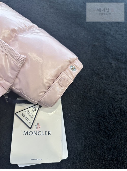 Moncler 몽클레어 바란테 Barante 여성 숏 다운 패딩 자켓 의류 15번 이미지