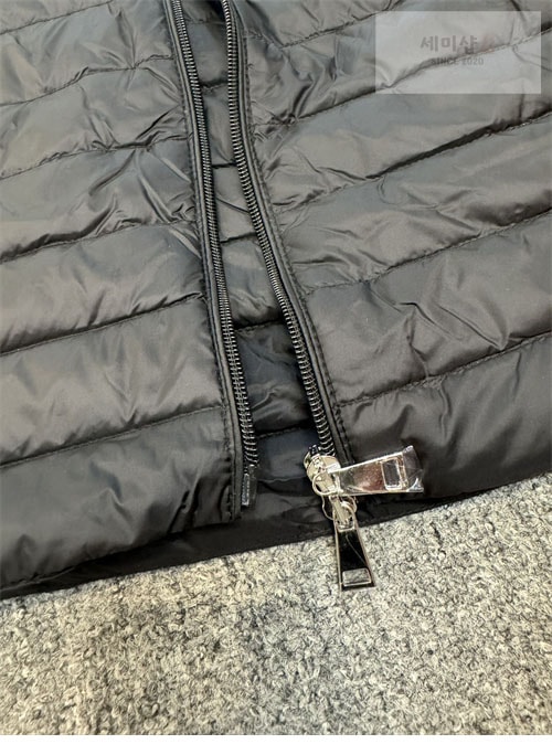 Moncler 몽클레어 바벨 Barbel 여성용 경량 롱패딩 의류 7번 이미지
