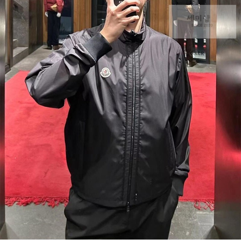 Moncler 몽클레어 베르니 숏 다운 자켓 의류 5번 이미지