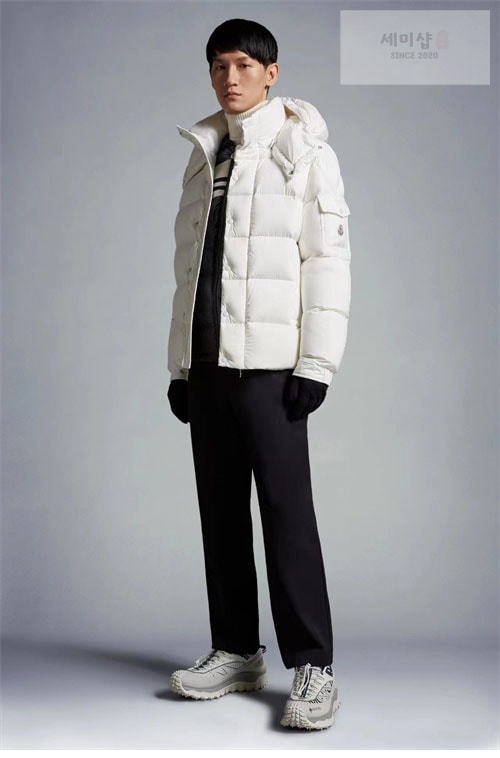Moncler 몽클레어 베제르 Vezere 숏 패딩 다운 자켓 레플리카 30번 이미지 - 의류 | 세미샵 레플리카 사이트