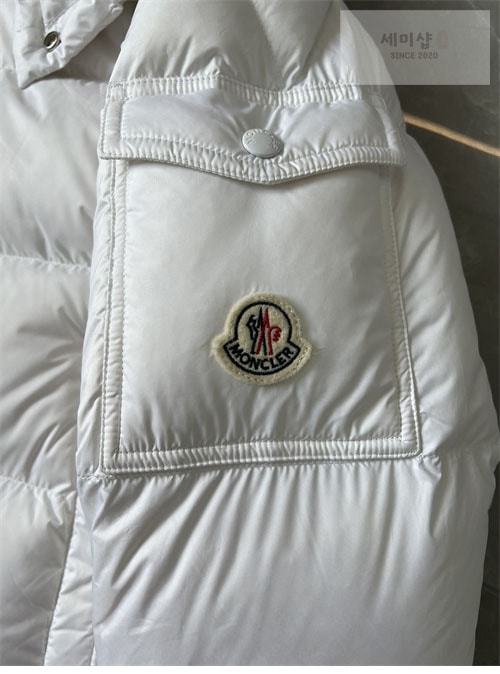 Moncler 몽클레어 베제르 Vezere 숏 패딩 다운 자켓 레플리카 7번 이미지 - 의류 | 세미샵 레플리카 사이트