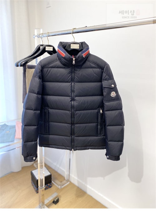 Moncler 몽클레어 보르네 Bourne 패딩 다운 자켓 의류 18번 이미지