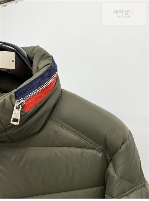 Moncler 몽클레어 보르네 Bourne 패딩 다운 자켓 의류 10번 이미지