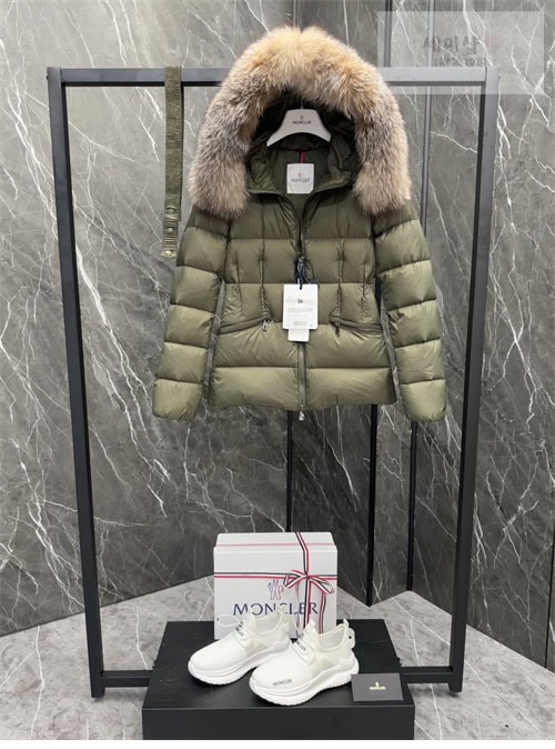 Moncler 몽클레어 보에드 Boed 숏 다운 패딩 의류 4번 이미지