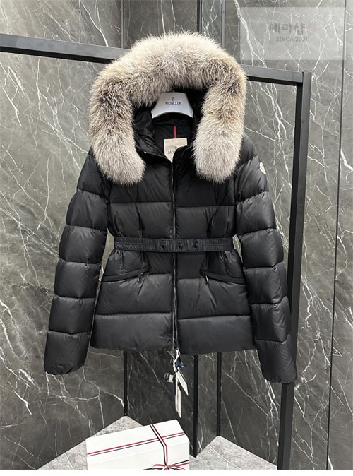 Moncler 몽클레어 보에드 Boed 숏 다운 패딩 의류 14번 이미지