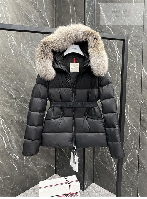 Moncler 몽클레어 보에드 Boed 숏 다운 패딩 의류 32번 이미지
