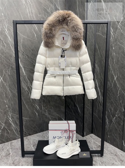 Moncler 몽클레어 보에드 Boed 숏 다운 패딩 의류 18번 이미지