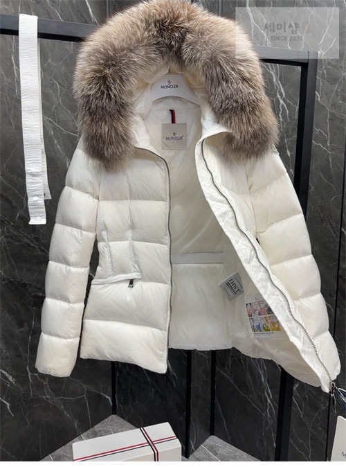 Moncler 몽클레어 보에드 Boed 숏 다운 패딩 의류 33번 이미지