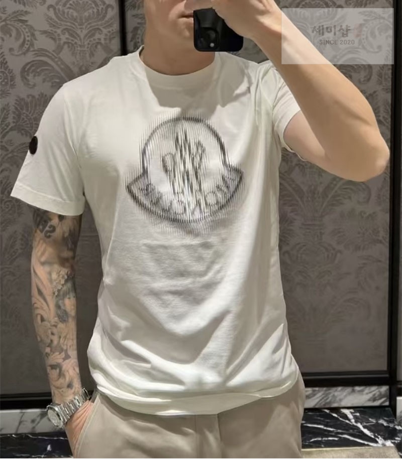 Moncler 몽클레어 블러 로고 코튼 반팔 티셔츠 블랙 의류 4번 이미지