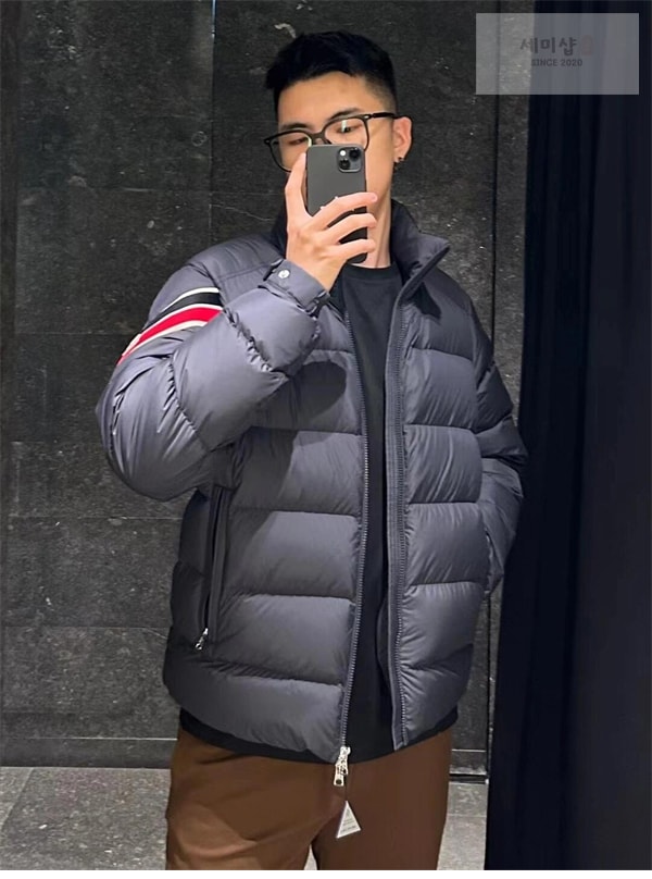 Moncler 몽클레어 솔라얀 Solayan 숏 다운 패딩 자켓 의류 5번 이미지