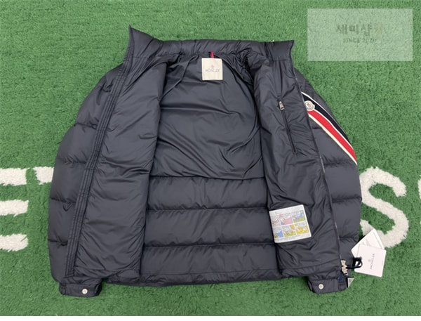 Moncler 몽클레어 솔라얀 Solayan 숏 다운 패딩 자켓 의류 6번 이미지