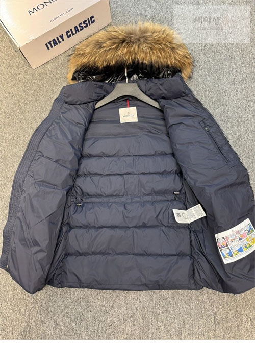Moncler 몽클레어 쉐브르즈 Chevreuse 숏 다운 패딩 의류 22번 이미지