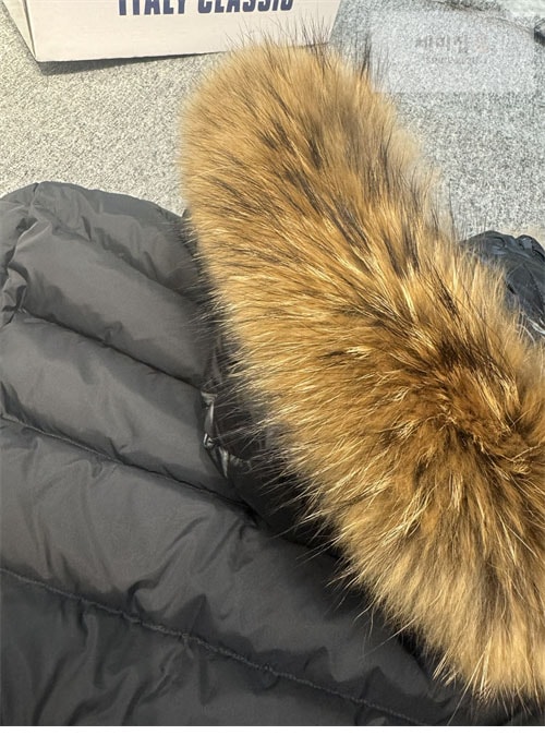 Moncler 몽클레어 쉐브르즈 Chevreuse 숏 다운 패딩 의류 14번 이미지