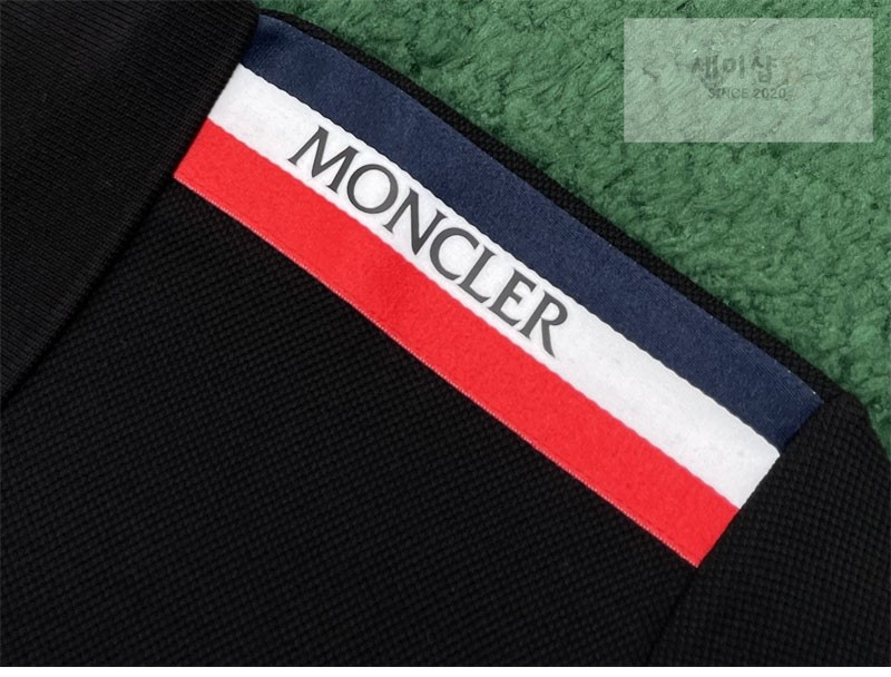 Moncler 몽클레어 스트라이프 트리밍 로고 패치 폴로 셔츠 의류 10번 이미지