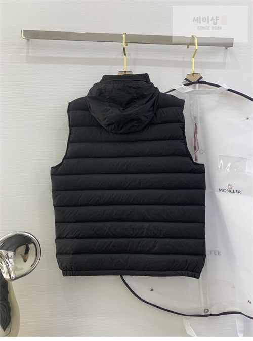 Moncler 몽클레어 알비트 Albyt 다운 패딩 베스트 의류 4번 이미지