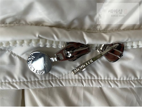 Moncler 몽클레어 에스코 Escaut 숏 다운 자켓 의류 10번 이미지