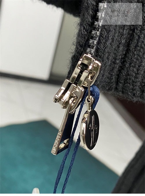 Moncler 몽클레어 여성용 니트 숏 패딩 의류 15번 이미지