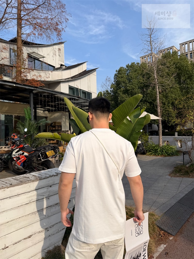 몽클레어 몽클레어 자수 트라이컬러 로고 반팔 티셔츠 화이트 의류 15번 이미지