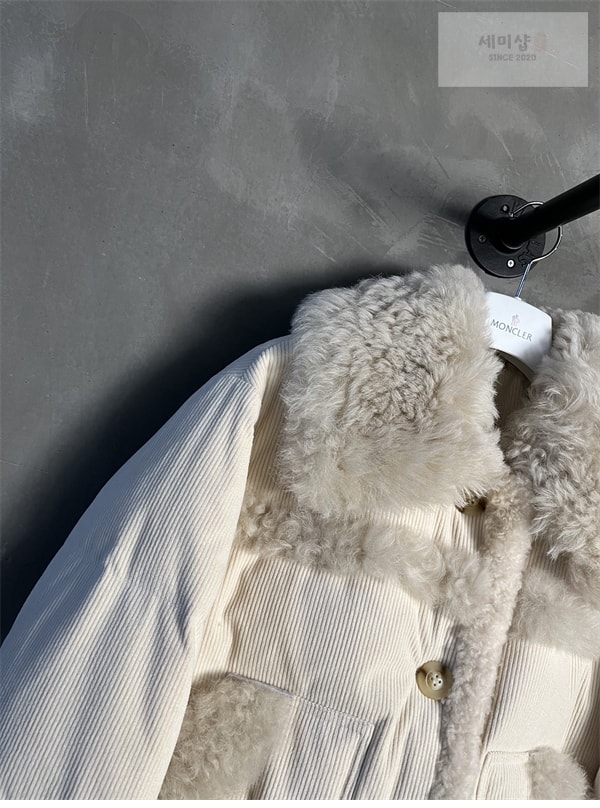 Moncler 몽클레어 칼레우 Caleu 그레노블 코듀로이 숏 다운 자켓 의류 14번 이미지