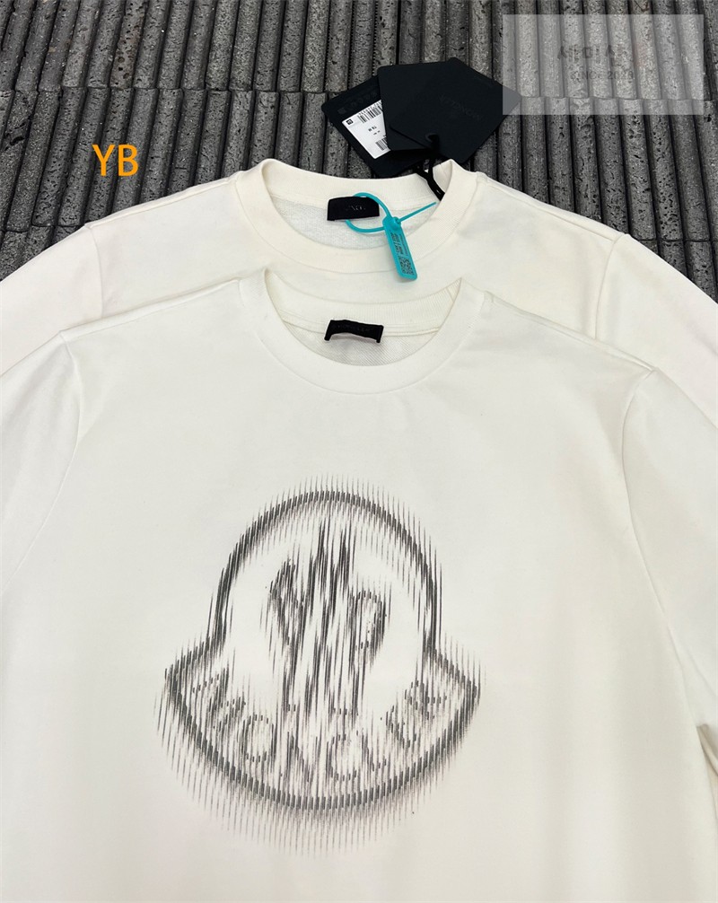 Moncler 몽클레어 크리스탈 로고 스웨트셔츠 화이트 의류 26번 이미지