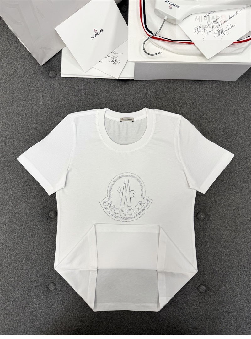 Moncler 몽클레어 크리스탈 로고 티셔츠 화이트 의류 29번 이미지