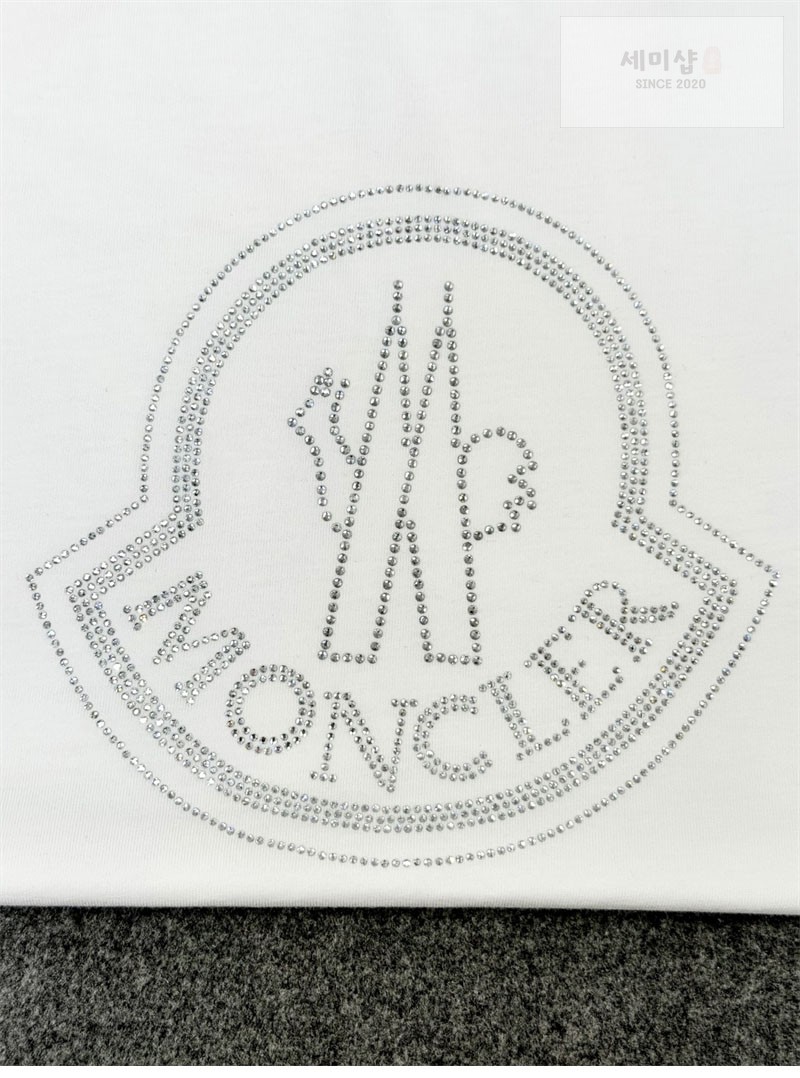 Moncler 몽클레어 크리스탈 로고 티셔츠 화이트 의류 36번 이미지