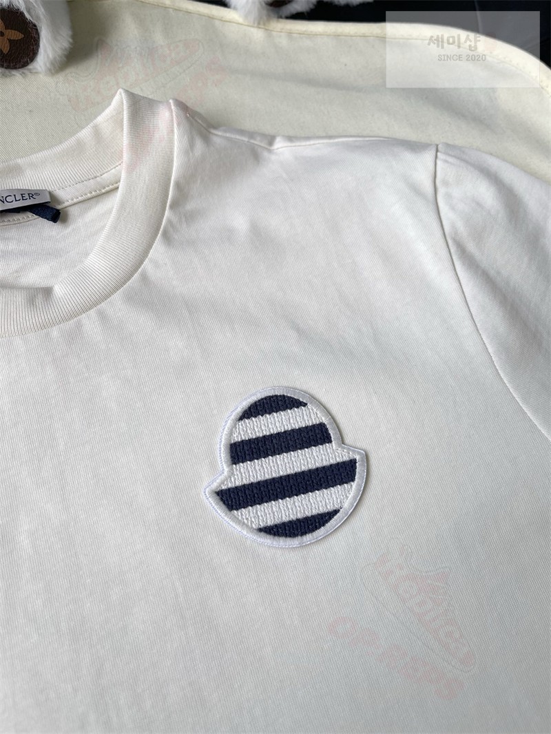 Moncler 몽클레어 트라이컬러 로고 코튼 티셔츠 블랙 의류 18번 이미지