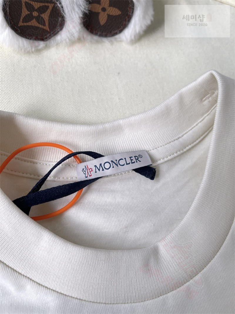 Moncler 몽클레어 트라이컬러 로고 코튼 티셔츠 블랙 의류 20번 이미지